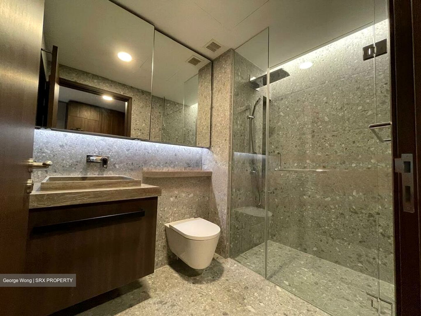 One Pearl Bank (D3), Apartment #583365731